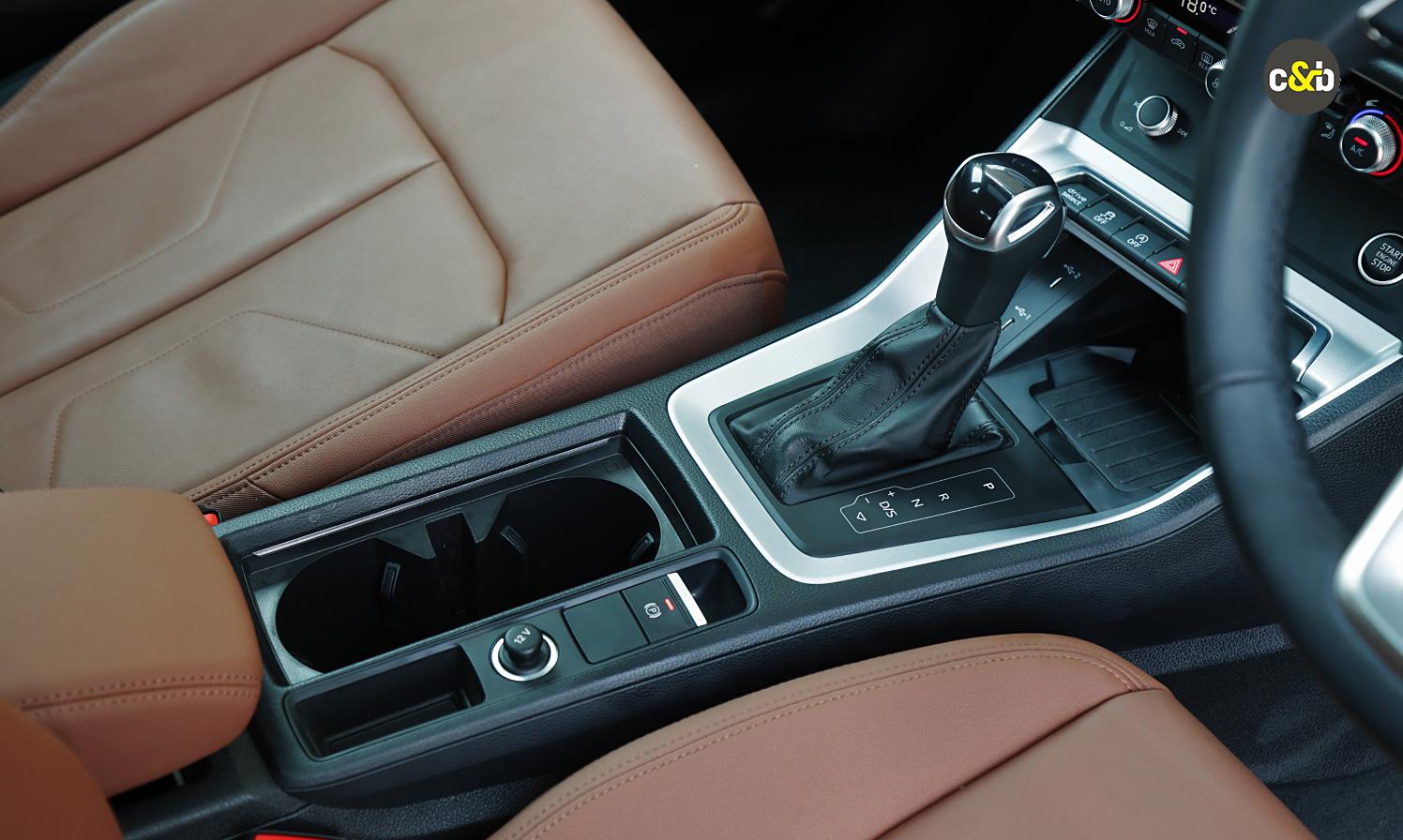 Audi Q3 Sportback  Cupholder