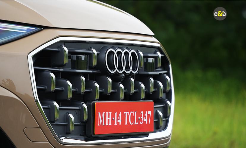 Audi Q8 Grille