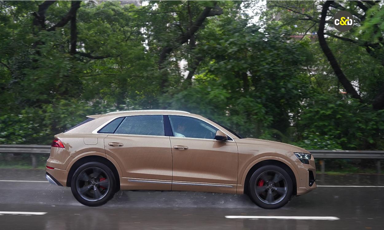 Audi Q8 Rideview 3