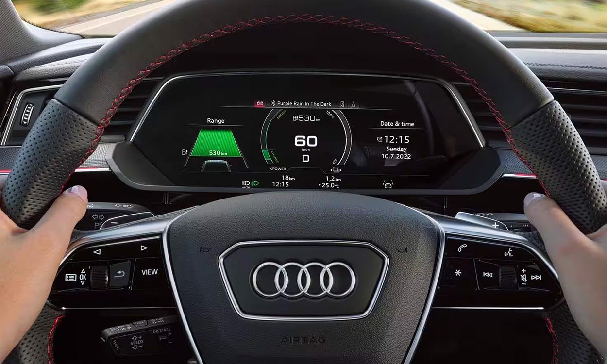 Audi q8 e Tron sportback display