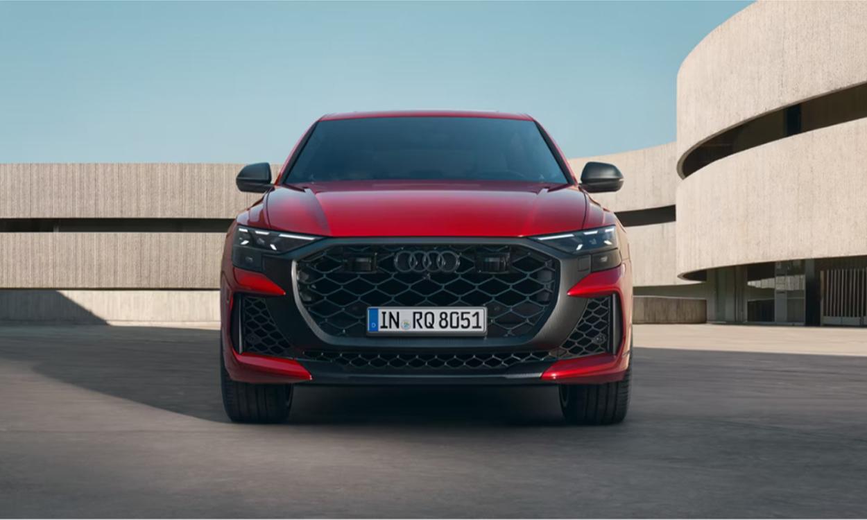 2025 Audi RS Q8 Grille
