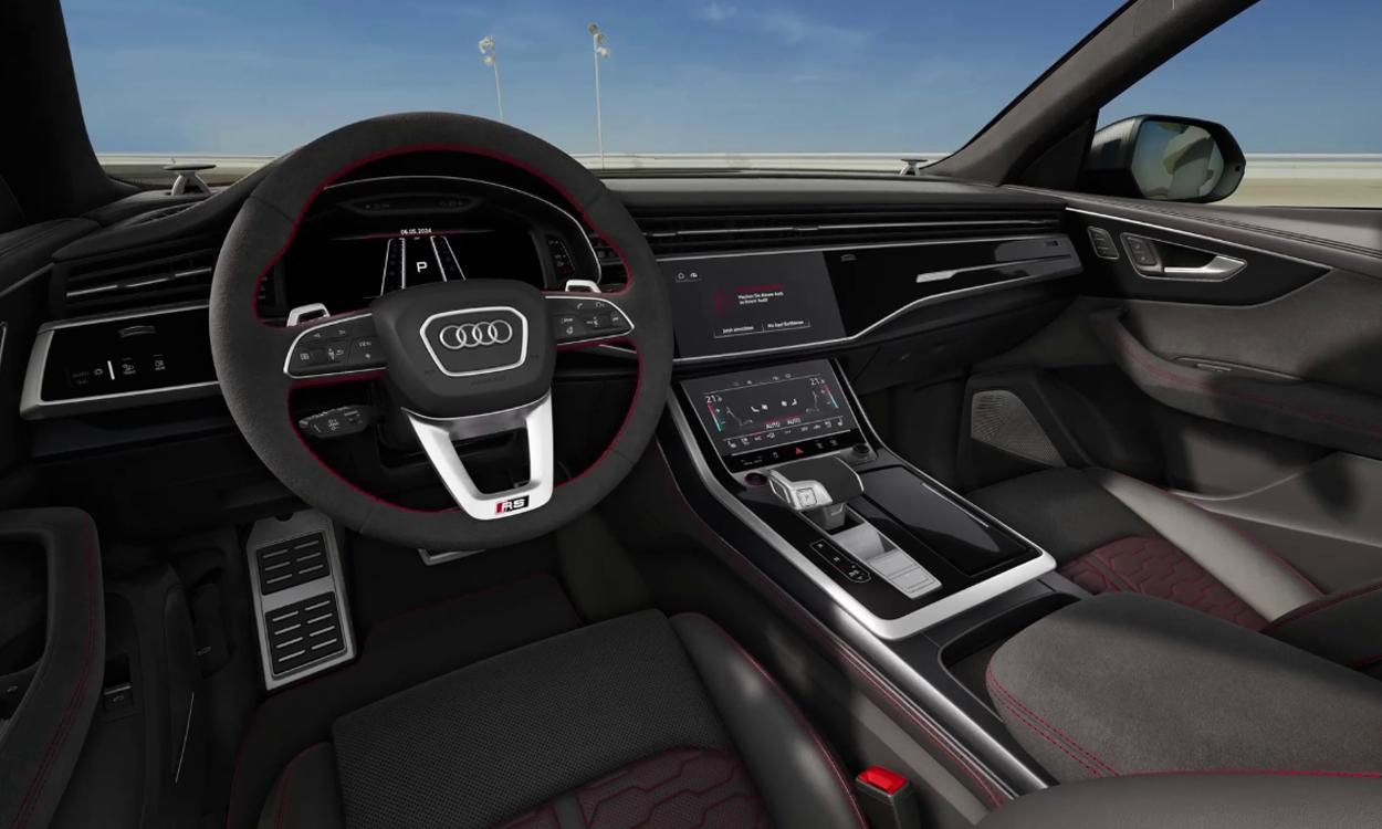 2025 Audi RS Q8 Dashboard
