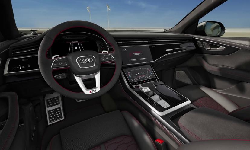 2025 Audi RS Q8 Dashboard