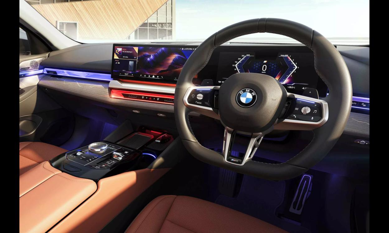 Bmw 5 series innovativedashboard