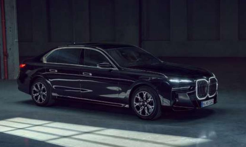 Bmw 7 Protection Sideview