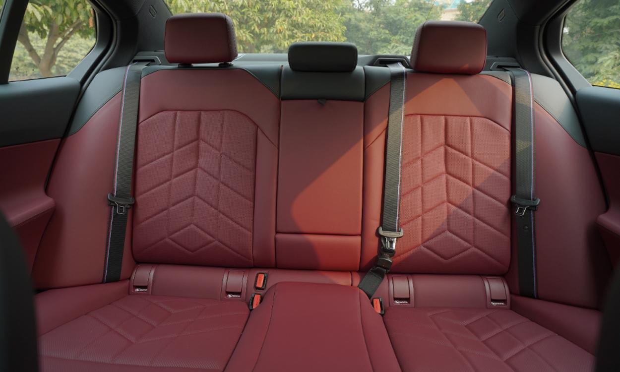 Bmw I5 Rearseat