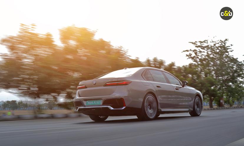 Bmw I7 Rideview 1
