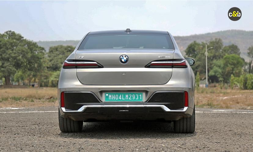 Bmw I7 Rideview 4