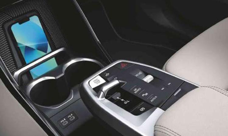 Bmw x1 wireless charging