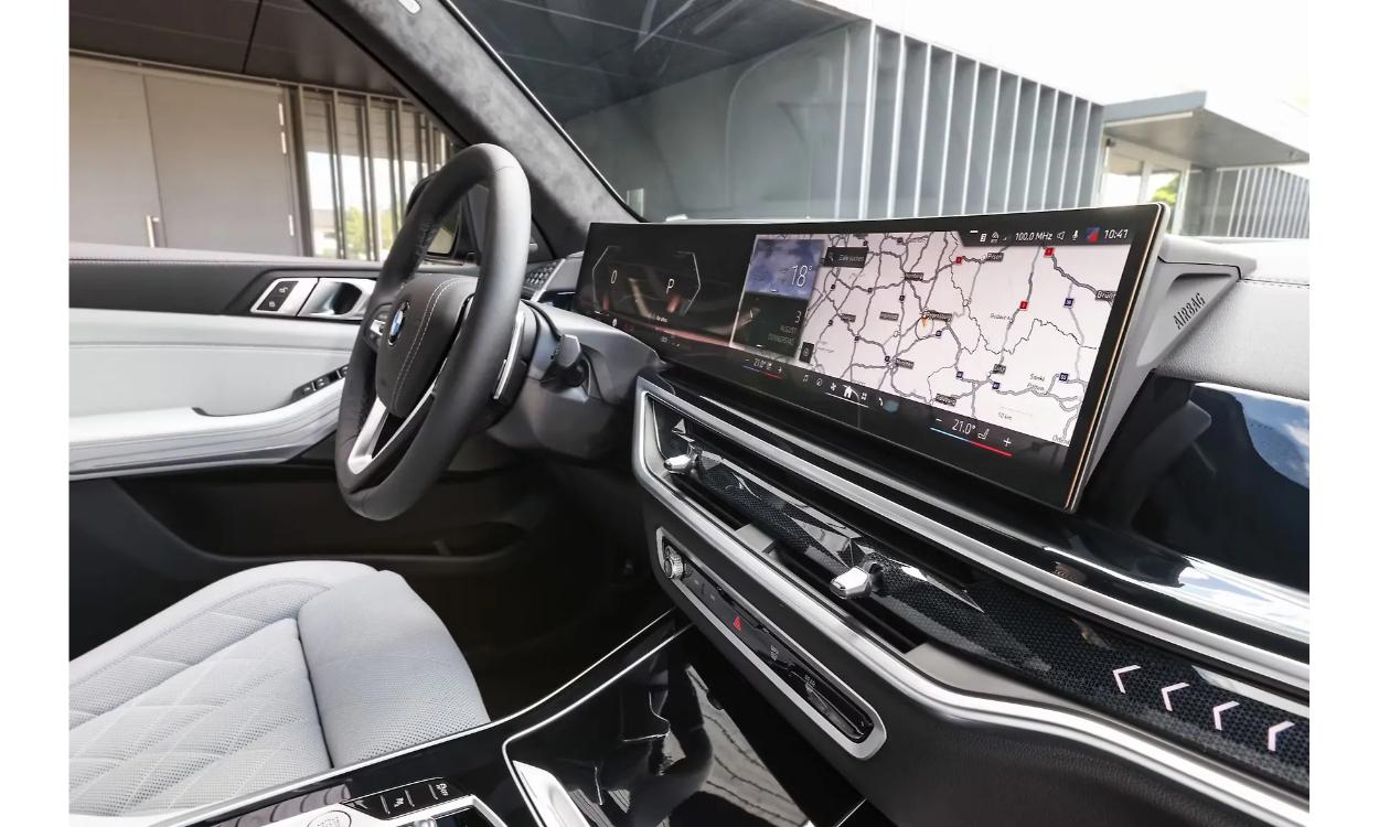 Bmwx5interiorinstrumentcluster