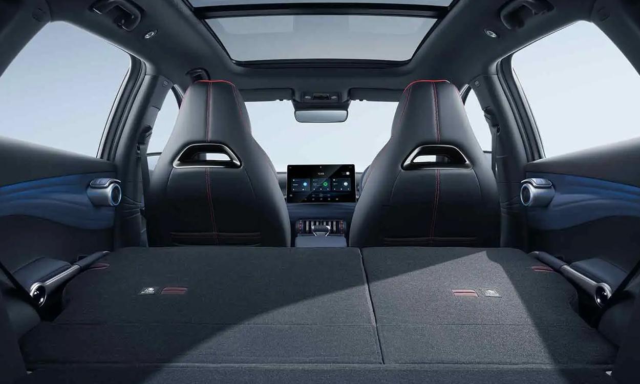 Byd atto 3 ev seats spacious
