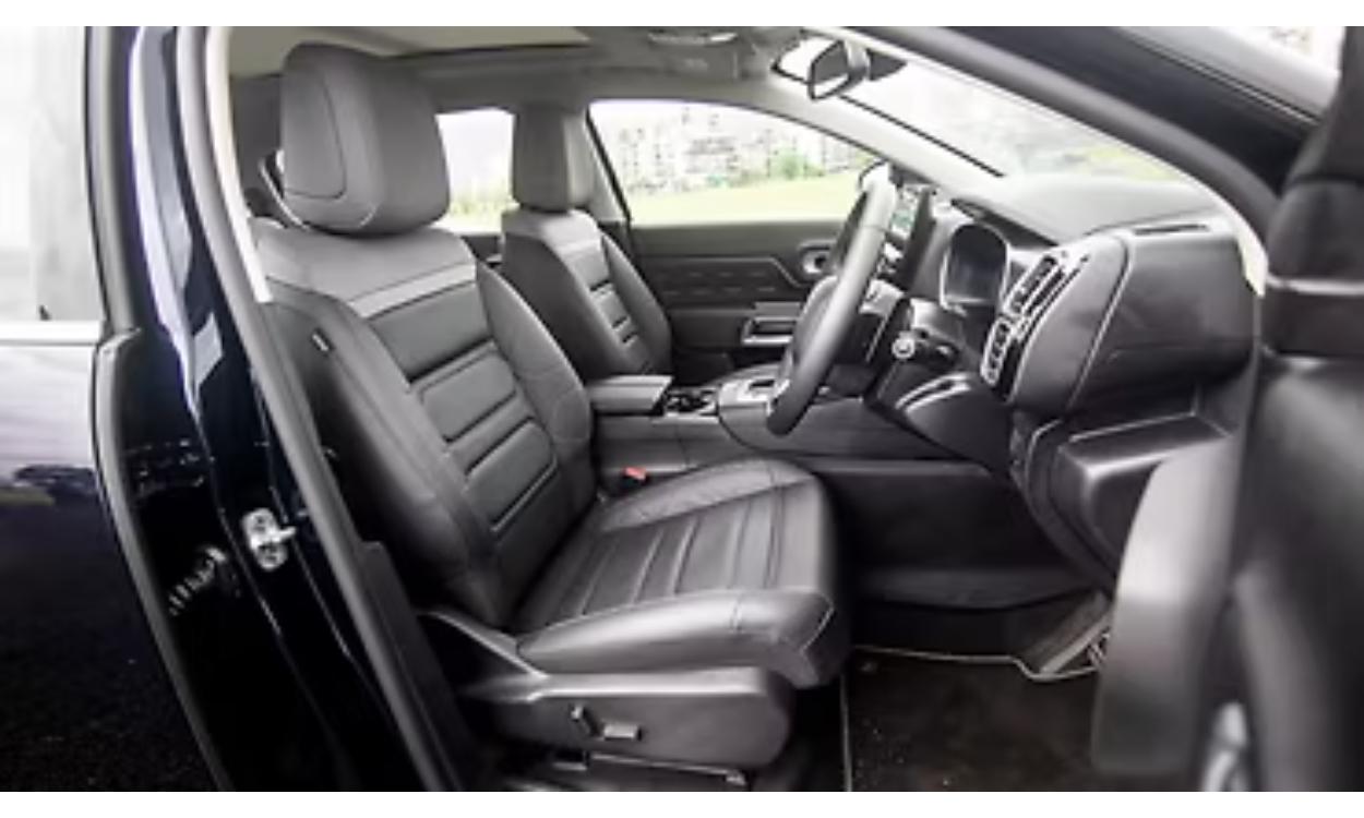 C5 Aircross Interior Front Row Seats