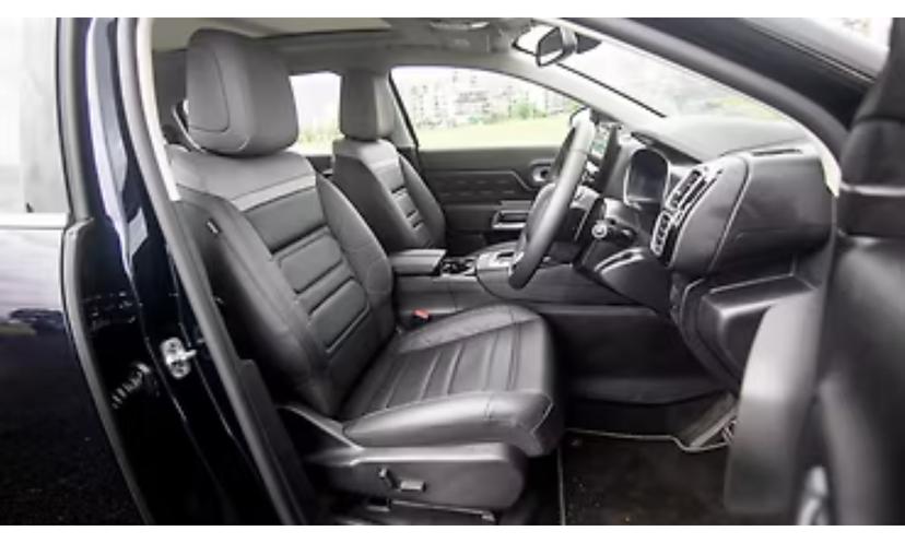 C5 Aircross Interior Front Row Seats