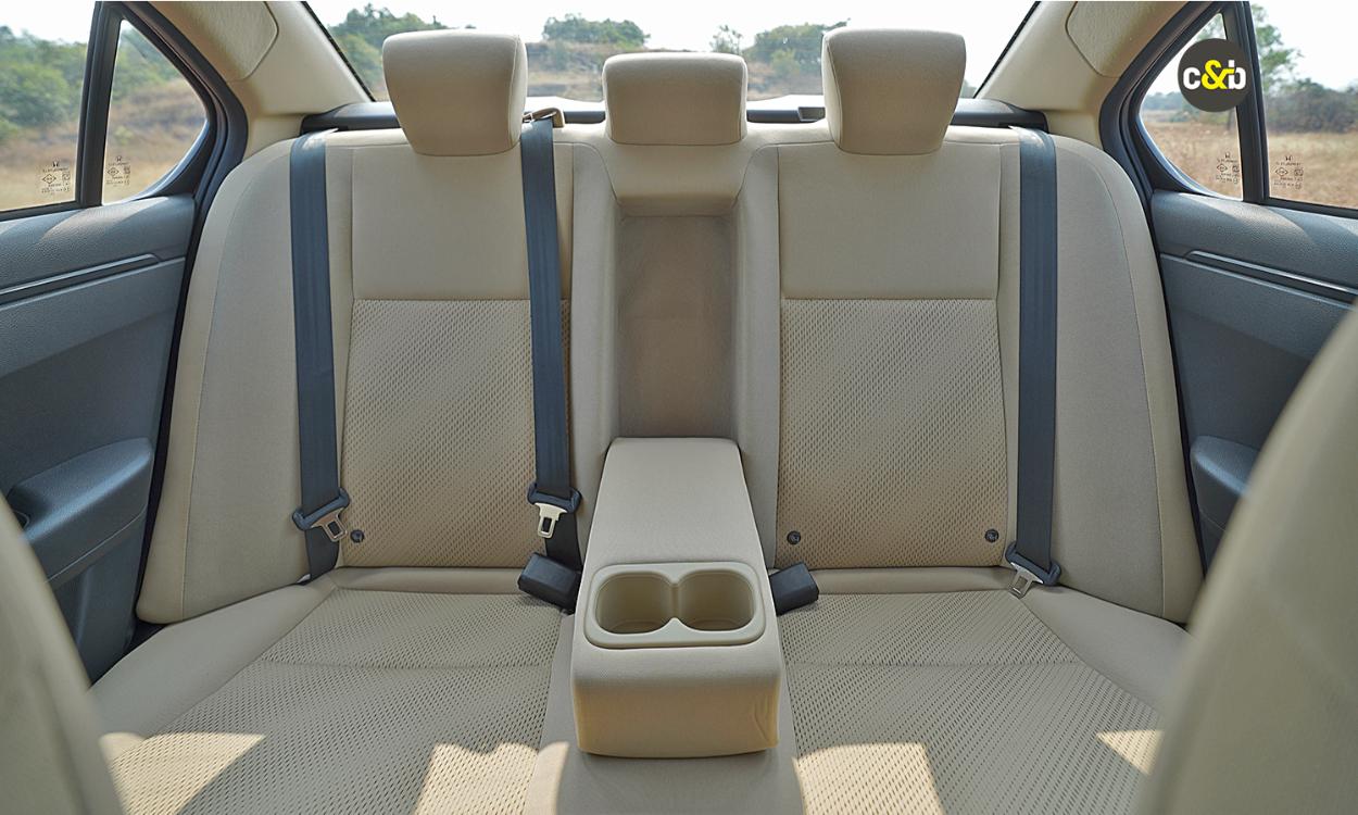 Honda Amaze Cupholder