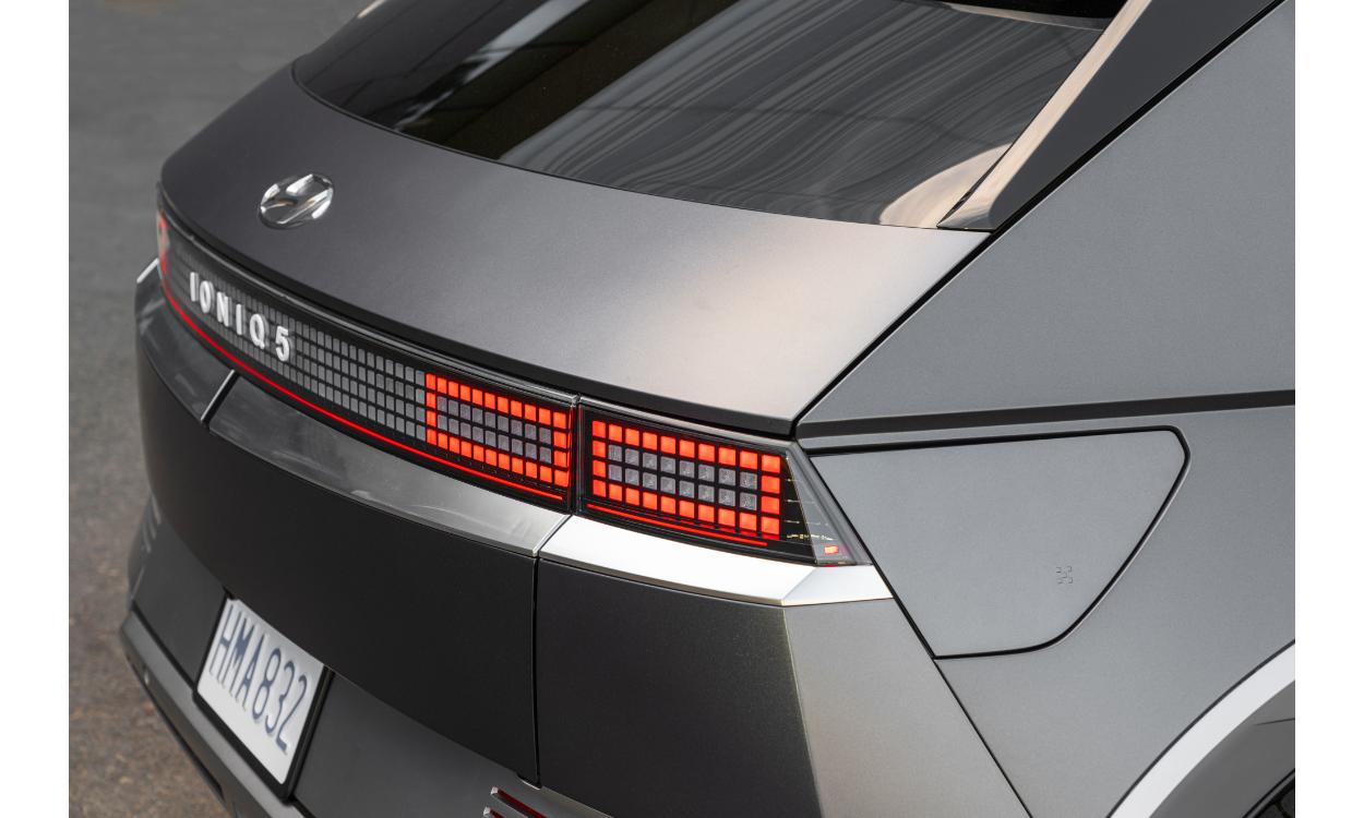 Hyundai Ioniq5 rearlook