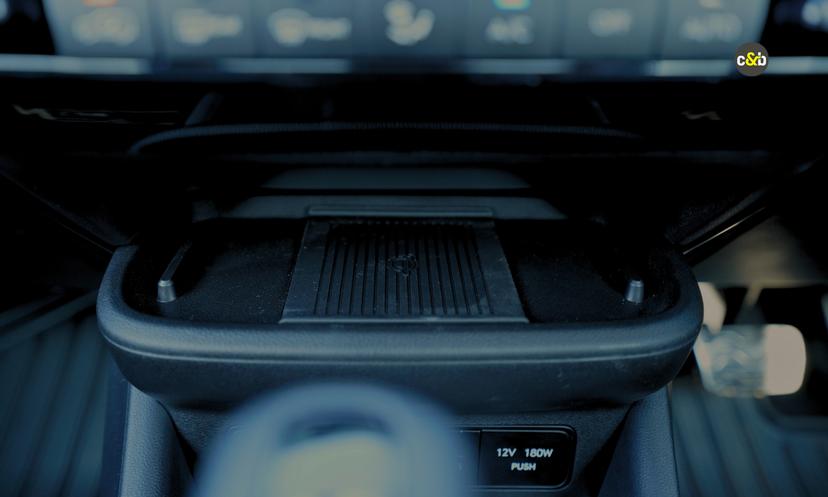 2025 Hyundai Venue N Line Interior Charging Point