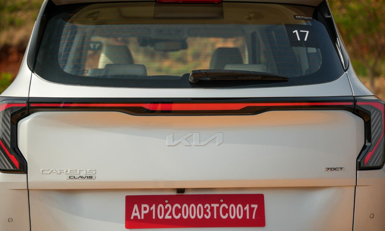 Kia Carens Clavis Rear View