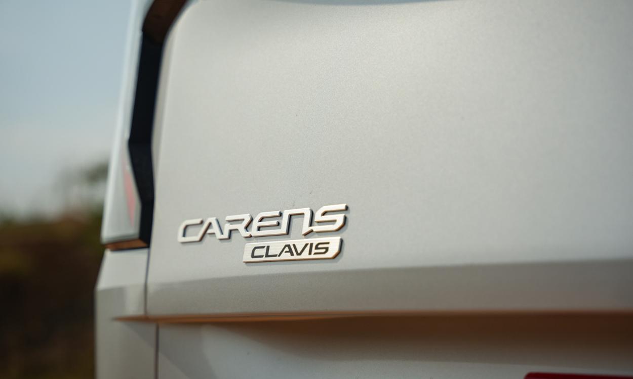 Kia Carens Clavis variant