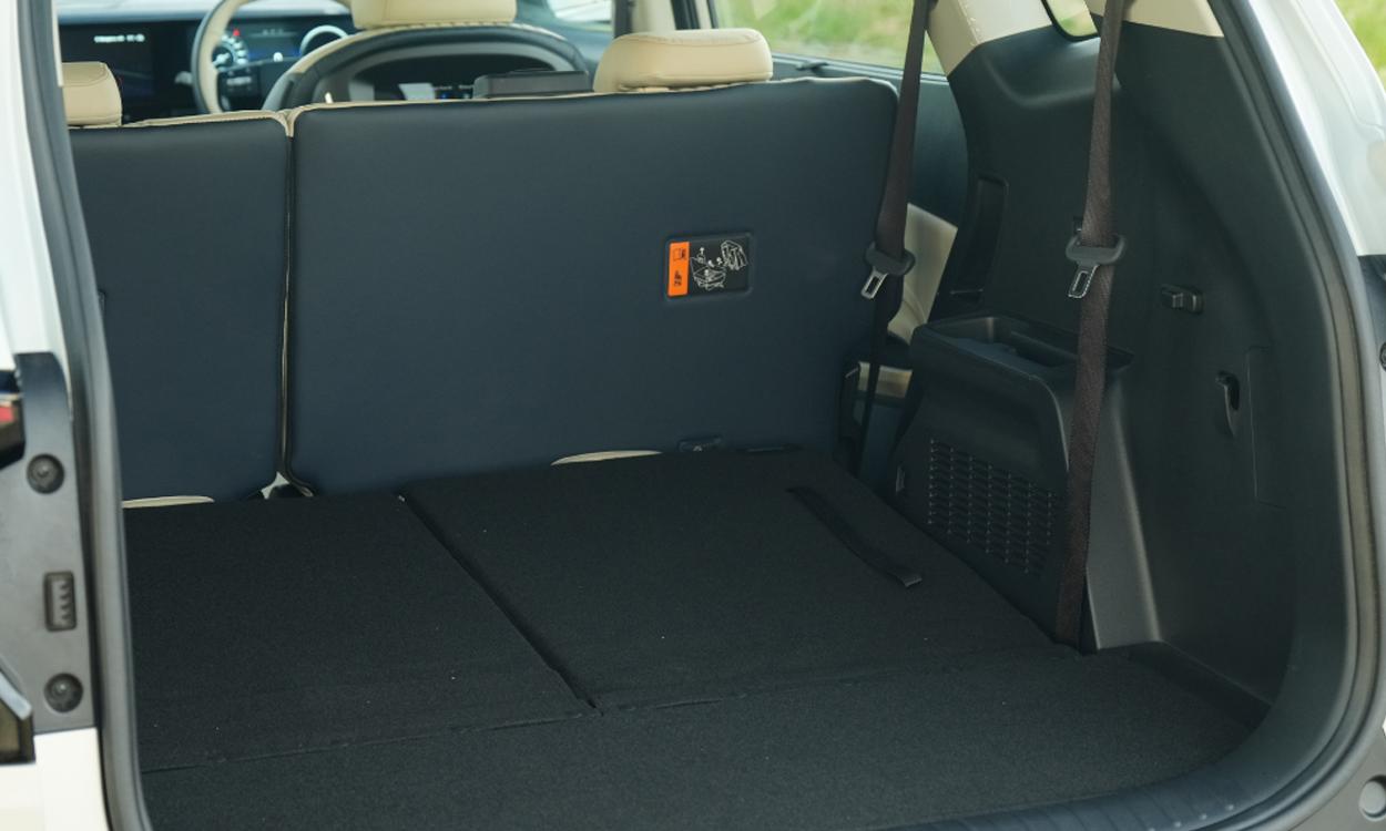 Kia Carens Clavis Bootspace