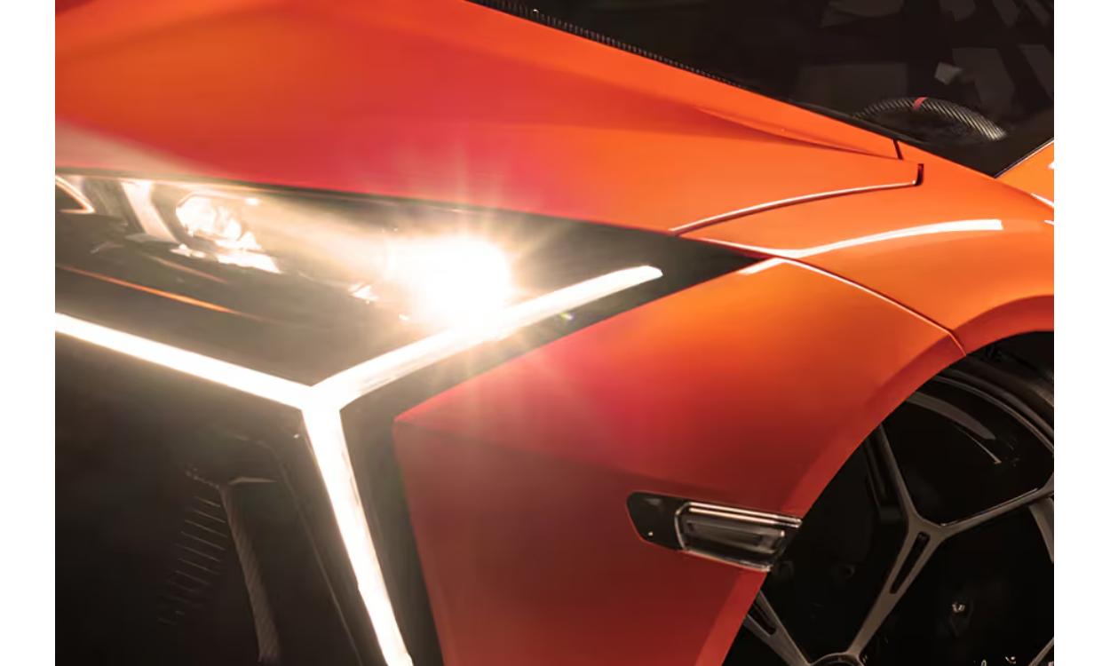 Lamborghini Revuelto Headlight