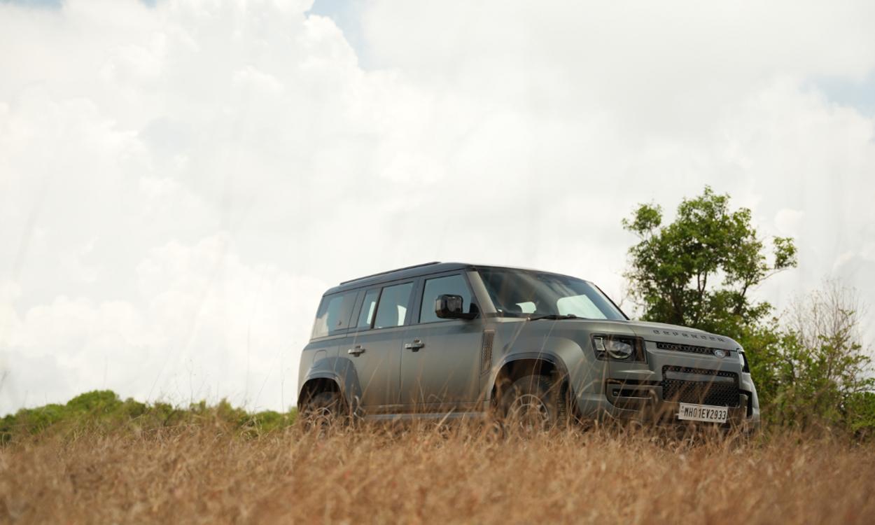 Land Rover Defender Exterior14