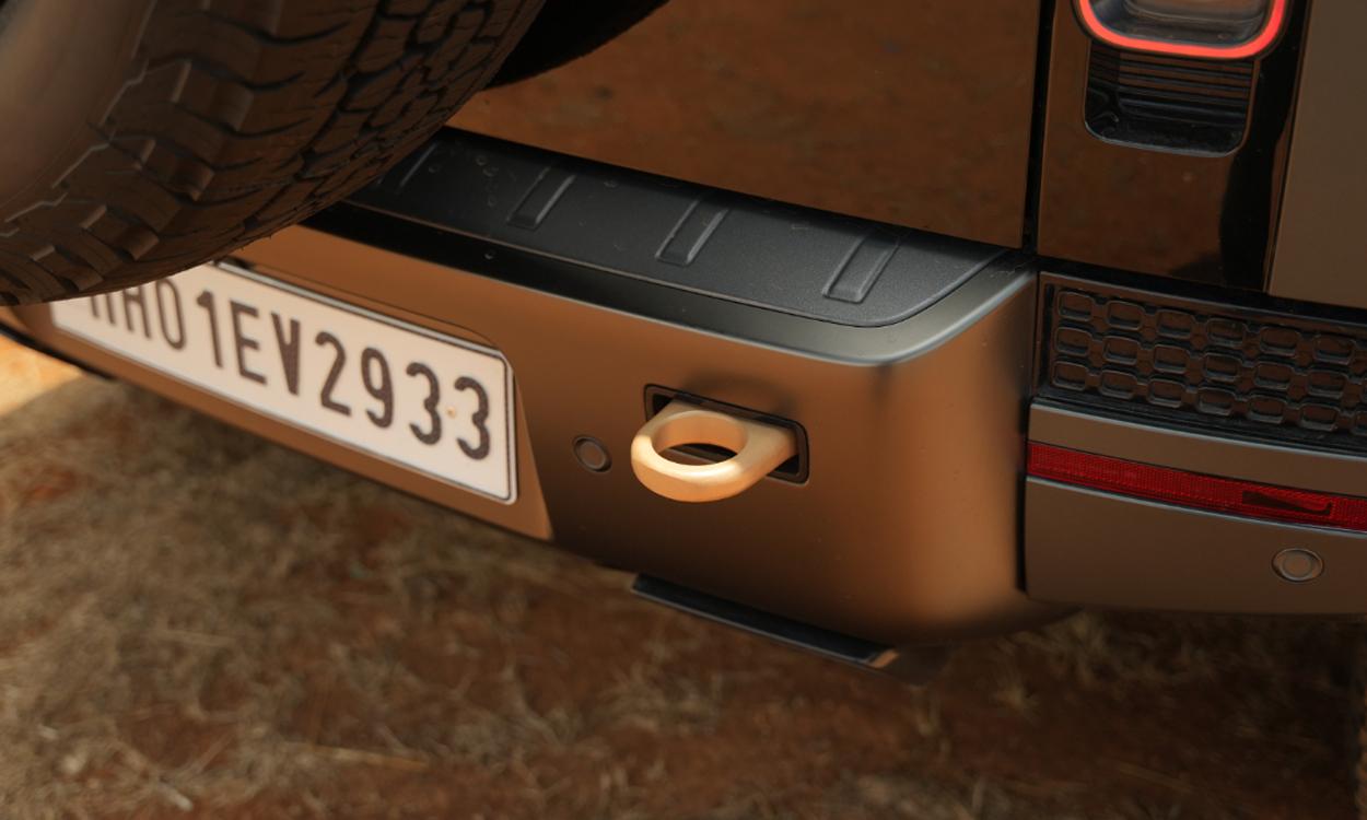 Land Rover Defender Exterior 8