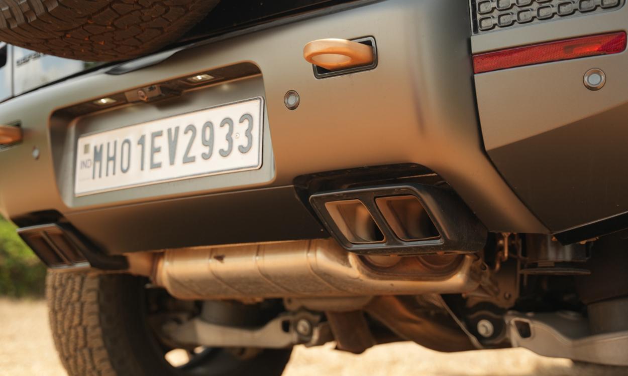 Land Rover Defender Exterior 9