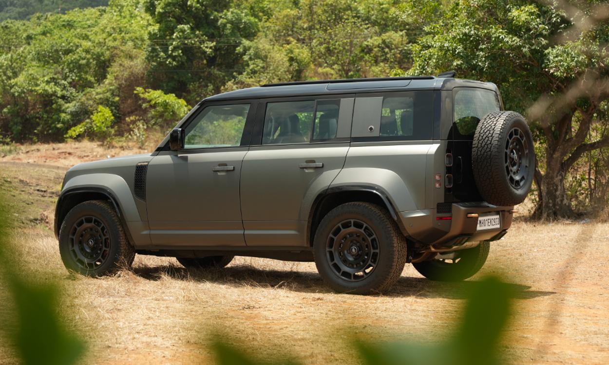 Land Rover Defender Exterior 3