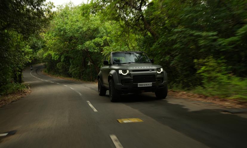 Land Rover Defender Ride View 4