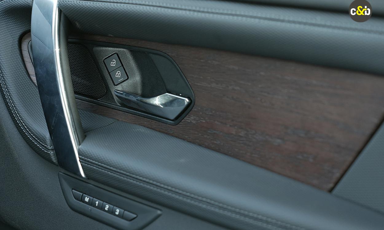 Land Rover Discovery Sport Door
