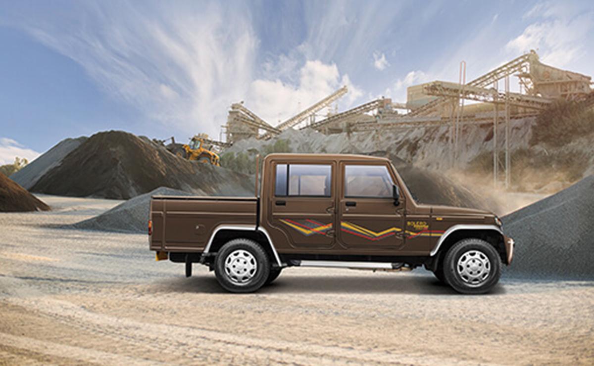 Mahindra Bolero Camper Sideview