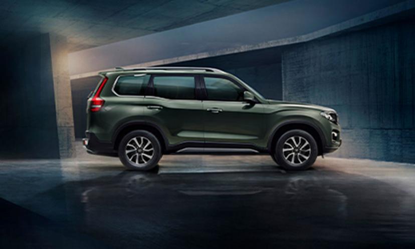 Mahindra Scorpio N Sideview