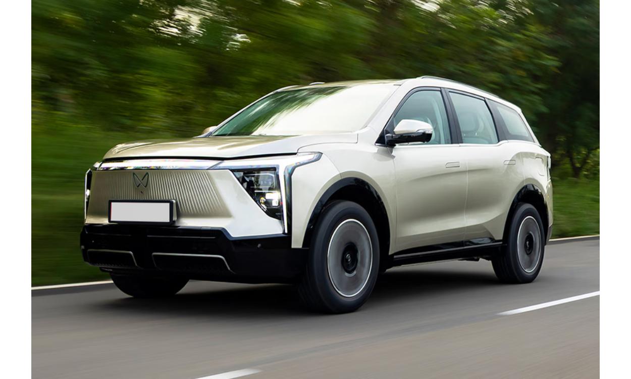 Mahindra Xev 9s Exterior Image