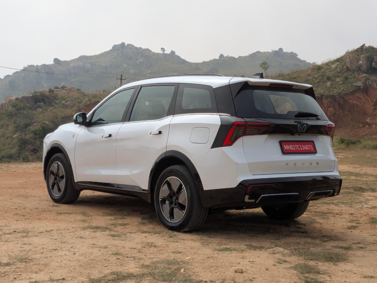 Mahindra Xev 9s Rear Look