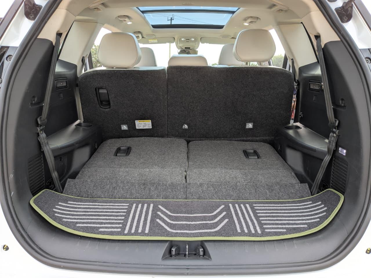 Mahindra Xev 9s Bootspace