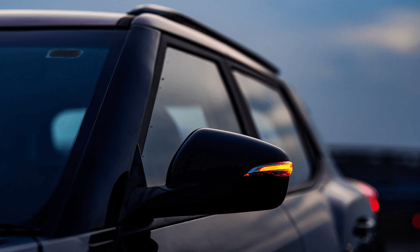 Mahindra Xuv400 Turn Indicators