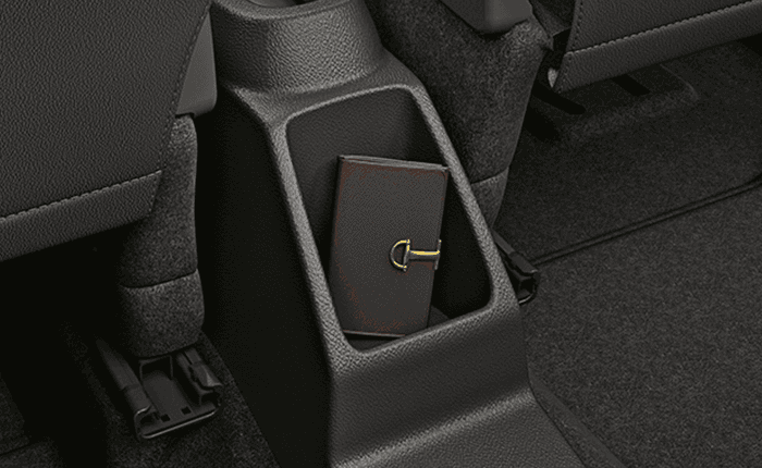 Maruti suzuki s Presso Wallet Space