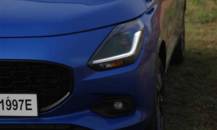 Maruti Suzuki Swift Blue Headlight