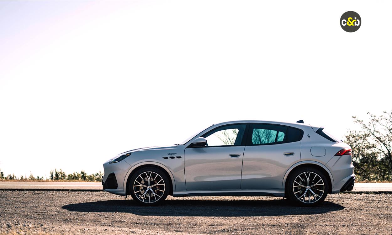 Maserati Grecale sideview