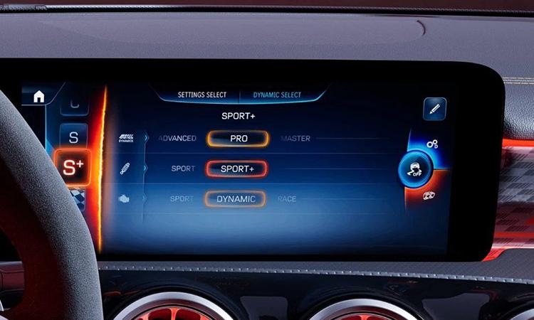 Mercedes Amg A 45 Detail Display