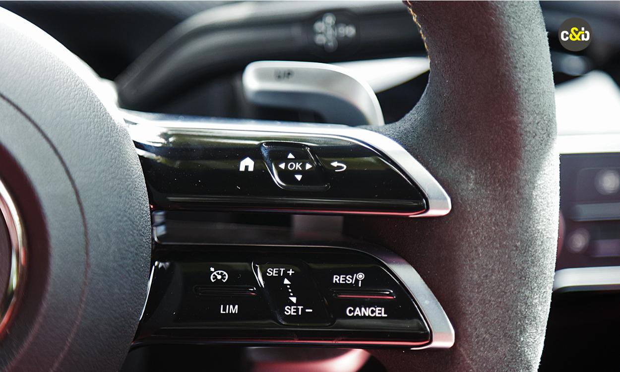 Mercedes Benz A45s Amg Comfort 1