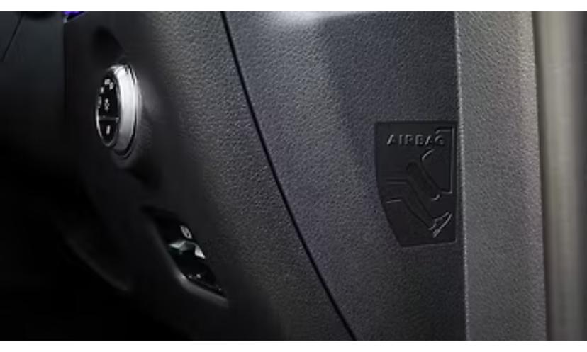 Mercedes Amg C43 Interior Driver Knee Airbag