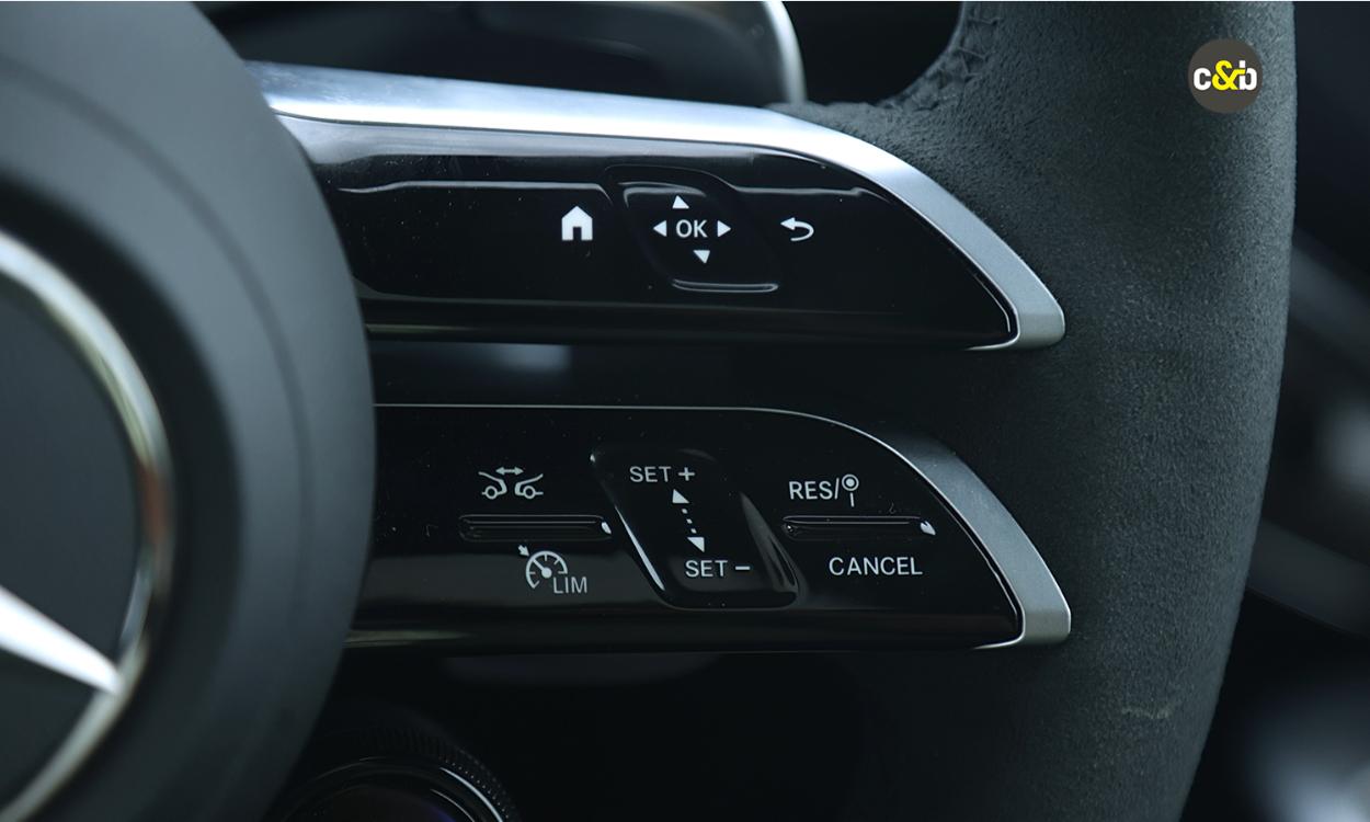 Mercedes Benz Glc43 Amg Features In Hand1