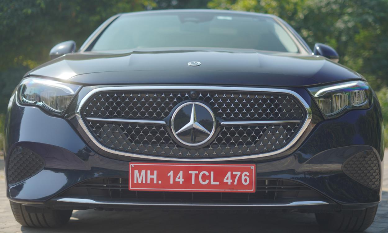 Mercedes Benz EFront view