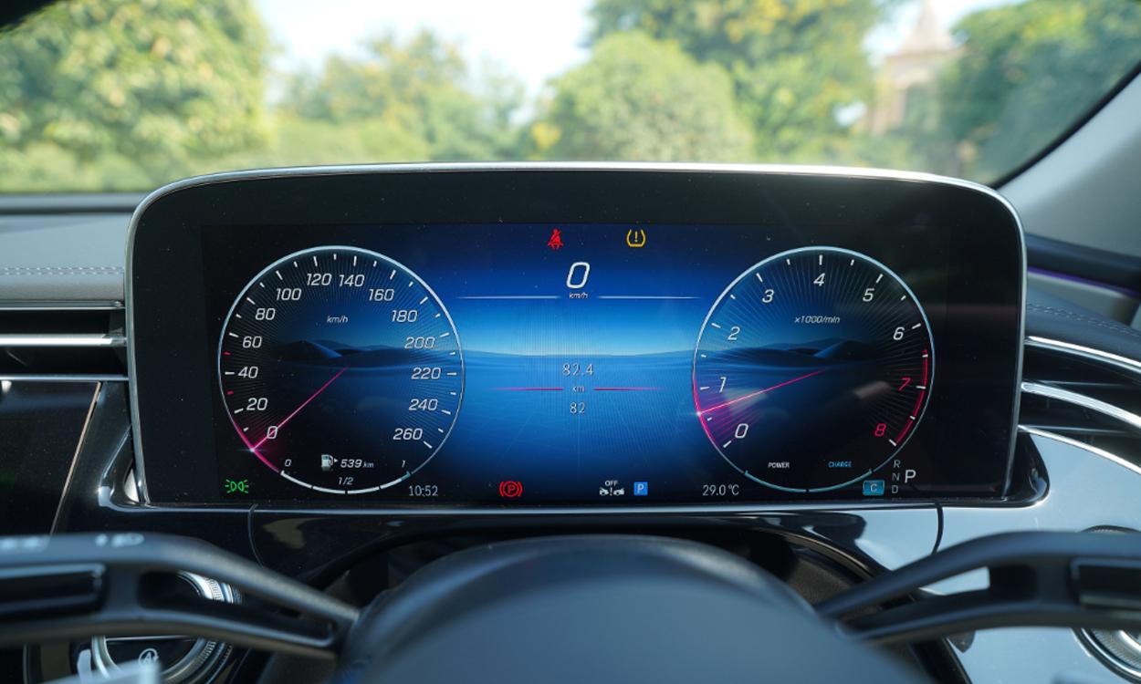 Mercedes Benz E220d Speedometr