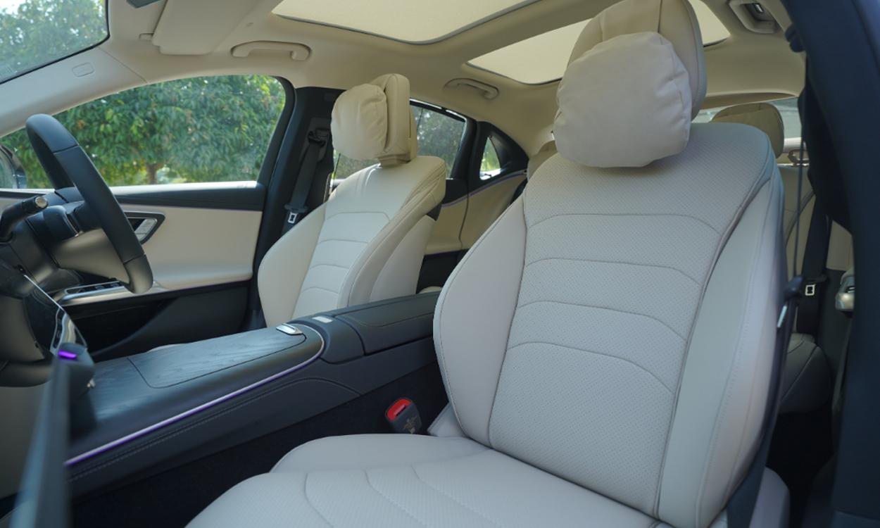 Mercedes Benz E Front seats