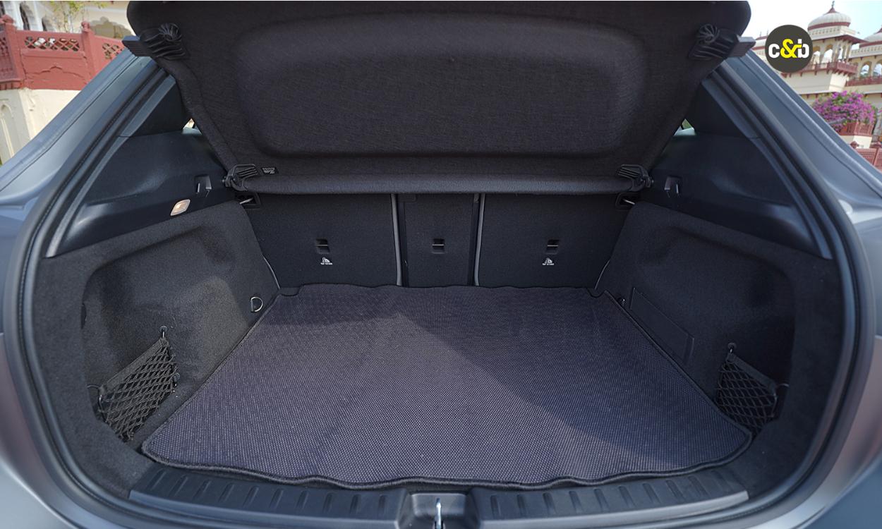 Mercedes Benz Eqa Bootspace