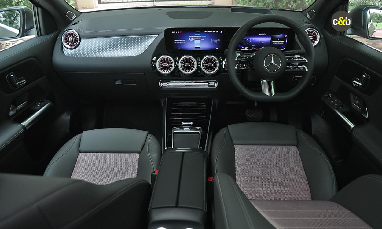 Mercedes Benz Eqa Console