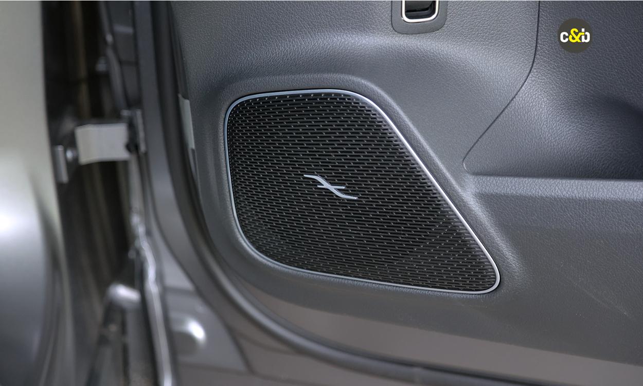 Mercedes Benz Eqa Speakers