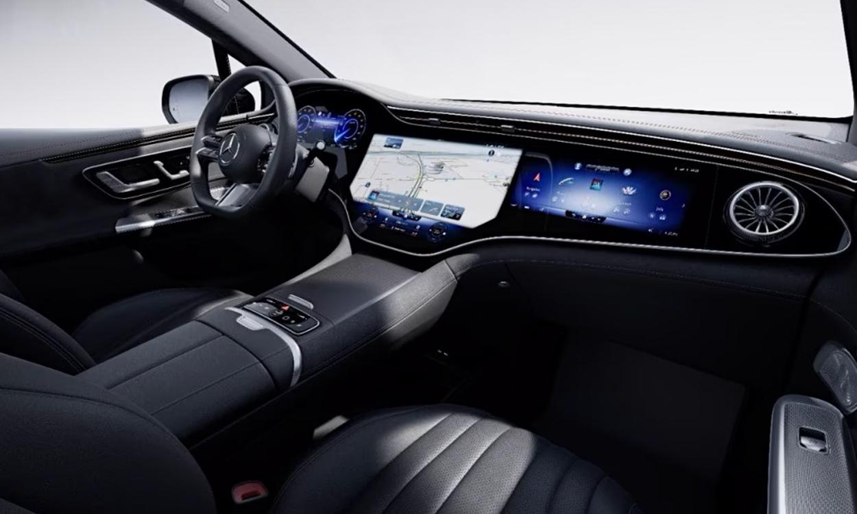 Mercedes Benz eqe suv Dashboard